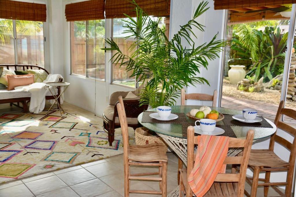 Tropical Island Escape Near Disney, Beach, Cruise Merritt Island ภายนอก รูปภาพ