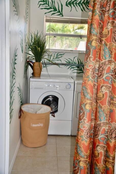 Tropical Island Escape Near Disney, Beach, Cruise Merritt Island ภายนอก รูปภาพ